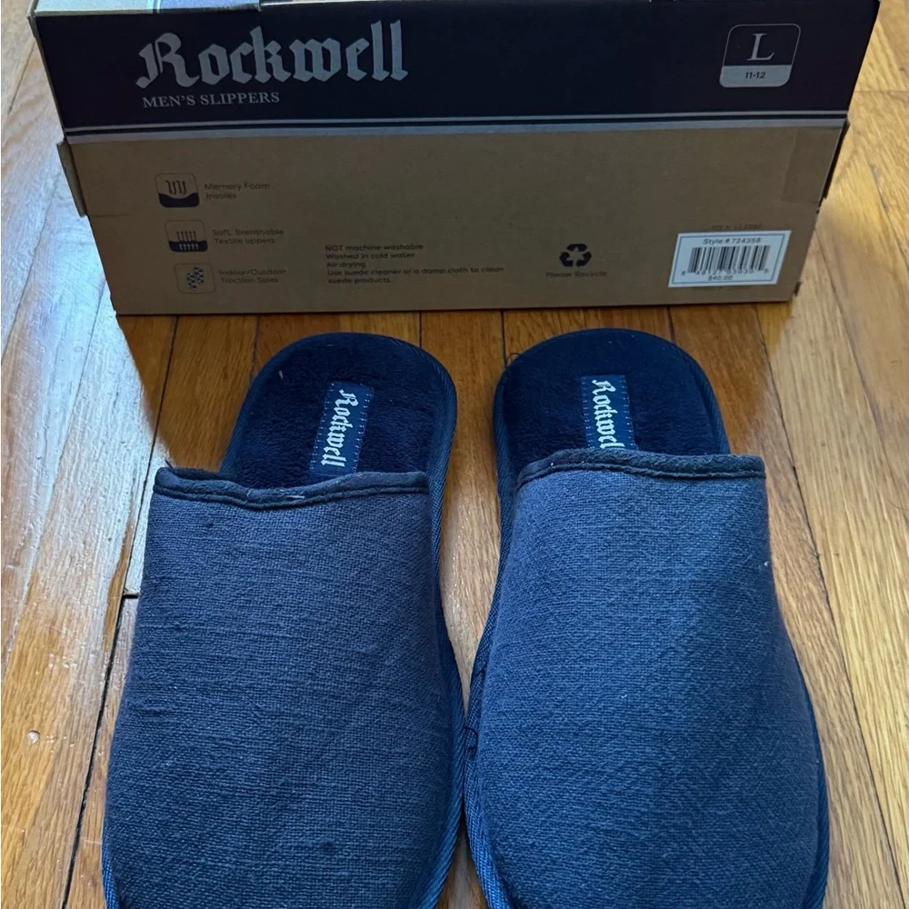 NWT Rockwell Men's Navy blue memory foam insole Slippers, size L 11-12 comfy